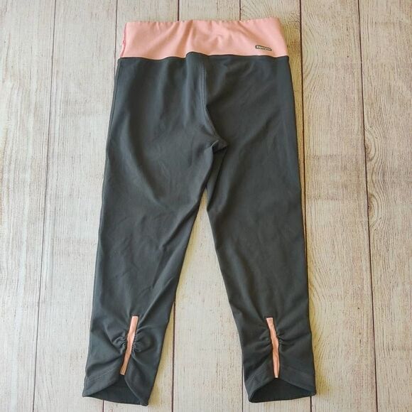 The North Face VaporWick athletic capris sz XS - Picture 2 of 8